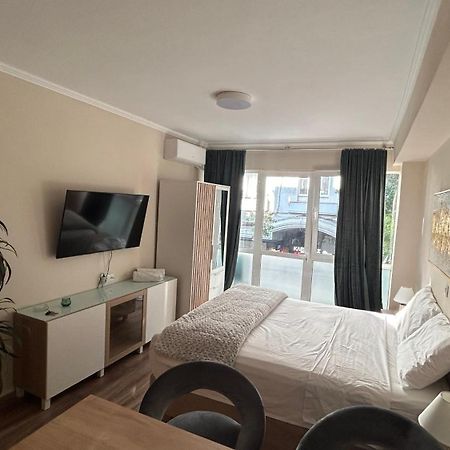 Athens Tales Residence Syntagma Atene Esterno foto